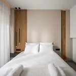 Euphoria Junior Suite With Jacuzzi By Senaon Urban Living